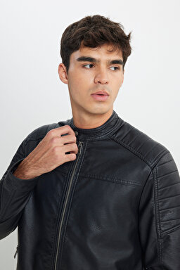 Regular Fit Normal Kesim Fermuarlı Siyah Ceket - Black-L242469001 (görsel 4)