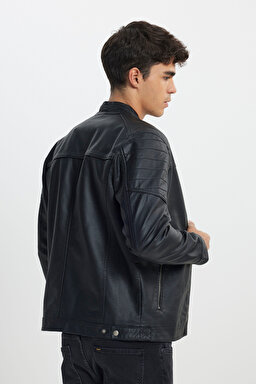 Regular Fit Normal Kesim Fermuarlı Siyah Ceket - Black-L242469001 (görsel 5)