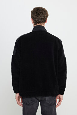 Relaxed Fit Geniş Kesim Fermuarlı Omuz Detaylı Siyah Sherpa Ceket - Black-L242525001 (görsel 5)