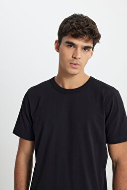 Regular Fit Normal Kesim Bisiklet Yaka %100 Pamuk Siyah Tişört - Black-L242526001 (görsel 4)