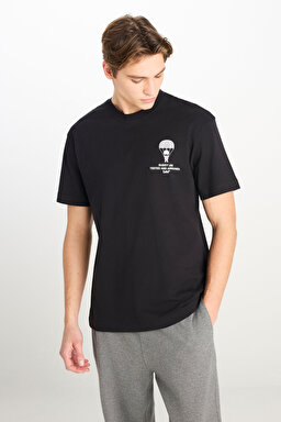 %100 Pamuk Relaxed Fit Geniş Kesim Bisiklet Yaka Siyah Tişört - Black-L2510086001 (görsel 2)