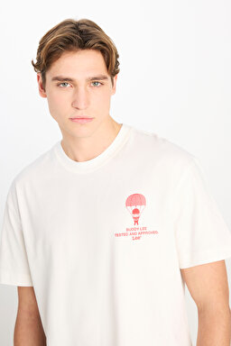 %100 Pamuk Relaxed Fit Geniş Kesim Bisiklet Yaka Beyaz Tişört - White-L2510086100 (görsel 4)