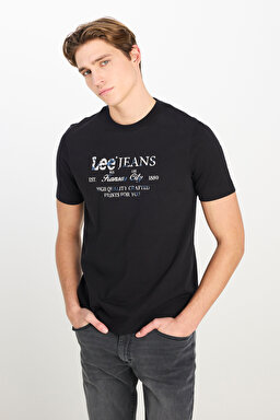 %100 Pamuk Regular Fit Normal Kesim Bisiklet Yaka Grafik Baskılı Siyah Tişört - Black-L2510172001