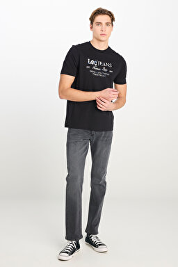 %100 Pamuk Regular Fit Normal Kesim Bisiklet Yaka Grafik Baskılı Siyah Tişört - Black-L2510172001 (görsel 3)