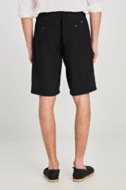 Relaxed Fit Geniş Kesim Lastik Bel Detaylı Esnek Siyah Chino Şort - Black-L2510293001 (görsel 4)