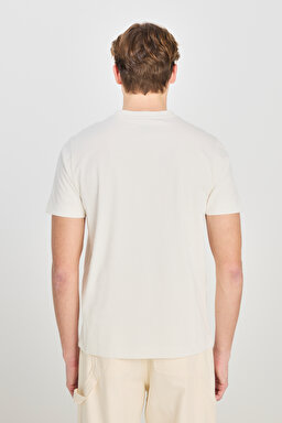 %100 Pamuk Regular Fit Normal Kesim Bisiklet Yaka Ekru Tişört - Off White-L2510324102 (görsel 5)