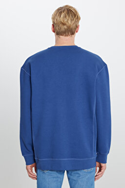Pamuklu İçi Polarlı Regular Fit Normal Kesim Bisiklet Yaka Baskılı Sweatshirt - Night Blue-L2520091422 (görsel 5)