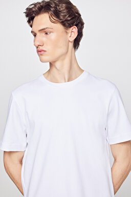 %100 Pamuk Regular Fit Normal Kesim Bisiklet Yaka Basic Tişört - Off White-L2520112102 (görsel 4)