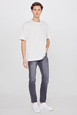%100 Pamuk Nefes Alan Kumaş Loose Fit Rahat Kesim Logo Detaylı Tişört - Off White-L2520302102 (görsel 3)