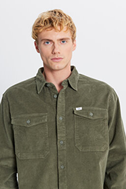 Pamuklu Relaxed Fit Rahat Kesim Klasik Yaka Cepli Kadife Gömlek - Mercantile Green-L2520353526 (görsel 4)