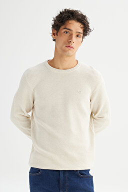 Pamuklu Regular Fit Normal Kesim Bisiklet Yaka Triko Kazak - Ecru-L2520364104 (görsel 3)