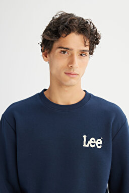 Regular Fit Normal Kesim Bisiklet Yaka İçi Polarlı Lacivert Minimal Logo Sweatshirt - Rivet Navy-L2520365607 (görsel 4)