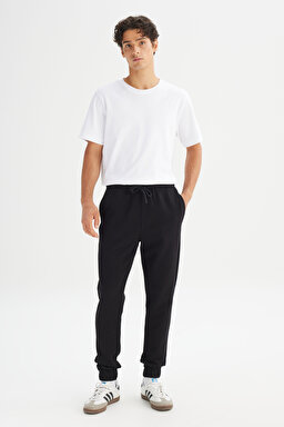 Regular Fit Normal Kesim Ribanalı Paça Siyah Sweatpant Eşofman Altı - Black-L2520371001