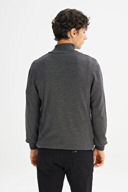 Pamuklu Regular Fit Normal Kesim Dik Yaka Triko Kazak - Anthracita-L2520372003 (görsel 5)