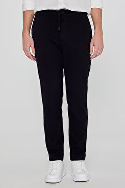Yumuşak Dokulu Regular Fit Normal Kesim Cepli Pantolon - Black-L2610072001 (görsel 3)