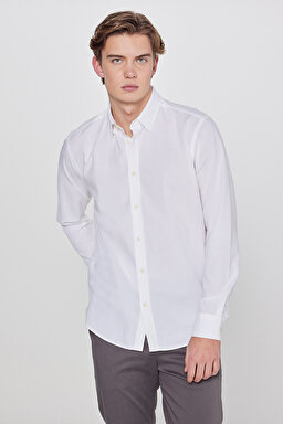 Pamuklu Yumuşak Dokulu Regular Fit Normal Kesim Çizgili Gömlek - White-L2610158100 (görsel 2)