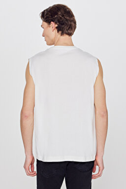 %100 Pamuk Regular Fit Normal Kesim Bisiklet Yaka Kolsuz Tişört - White-L2610176100 (görsel 5)