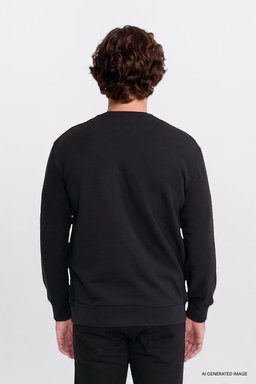 Pamuklu Regular Fit Normal Kesim Bisiklet Yaka Sweatshirt - Black-L2620075001 (görsel 4)