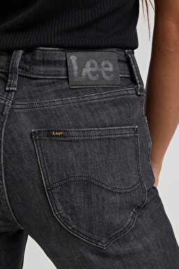 Marion Straight Fit Düz Kesim Normal Bel Esnek Jean Kot Pantolon - Middle Of The Night-L301GSB42 (görsel 4)