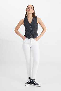 Skinny Fit Dar Kesim Yüksek Bel Çok Dar Paça Forever Fit Kırık Beyaz Jean Kot Pantolon - Bright White-L32S205043F65 (görsel 3)