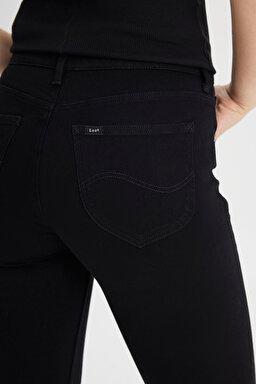 Breese Flare Fit Orta Bel İspanyol Paça Siyah Jean Kot Pantolon - Black-L32Y006001 (görsel 4)