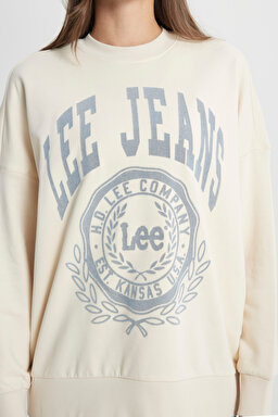 Loose Fit Rahat Kesim Bisiklet Yaka Şardonlu Ekru Sweatshirt - Ecru-L36ILJDN (görsel 6)
