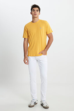 Regular Fit Rahat Kesim %100 Pamuk Bisiklet Yaka Logolu Crew Neck Tişört - Yellow-L60UFQ200 (görsel 4)
