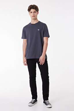 Regular Fit Normal Kesim Sıfır Yaka %100 Pamuk Logolu Tişört - Black-L60UFQON (görsel 3)