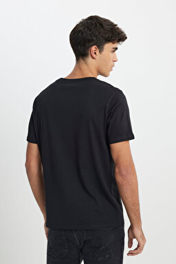 Regular Fit Normal Kesim Sıfır Yaka %100 Pamuk Logolu Tişört - Black-L65QAI01 (görsel 5)