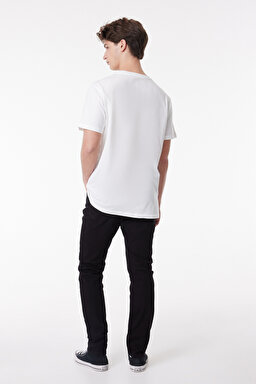 Regular Fit Normal Kesim Sıfır Yaka %100 Pamuk Logolu Tişört - White-L65QAI12 (görsel 4)
