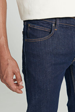 Regular Fit Normal Kesim Normal Bel Düz Paça Daren Lacivert Jean Kot Pantolon - Rinse-L706016401 (görsel 5)
