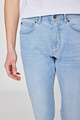 Slim Fit Dar Kesim Normal Bel Dar Paça Extreme Motion Açık Mavi Esnek Jean Kot Pantolon - Prince-L72A202204G19 (görsel 5)