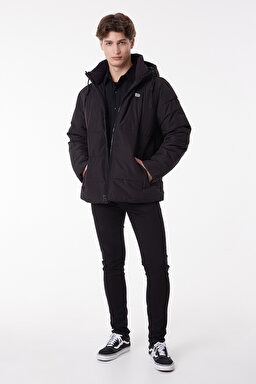 Regular Fit Normal Kesim Kapüşonlu Siyah Şişme Mont - Black-L88BNY01