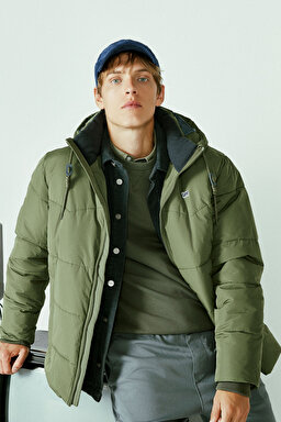 Regular Fit Normal Kesim Kapüşonlu Yeşil Şişme Mont - Olive Grove-L88BNYA61 (görsel 2)