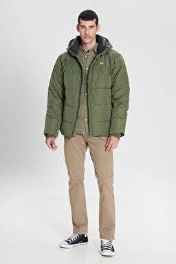 Regular Fit Normal Kesim Kapüşonlu Yeşil Şişme Mont - Olive Grove-L88BNYA61 (görsel 4)