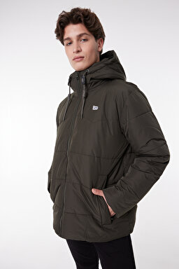Regular Fit Normal Kesim Kapüşonlu Haki Şişme Mont - Green-L88BNYOJ (görsel 4)