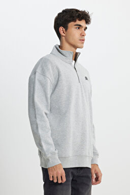 Regular Fit Normal Kesim Dik Yaka Şardonlu Yarım Fermuar Gri Melanj Sweatshirt - Sharp Grey Mele-LL99RF03 (görsel 3)