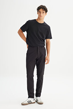 Regular Fit Normal Kesim Normal Bel Yan Cep Detaylı Siyah Casual Pantolon - Black-LLU3008001