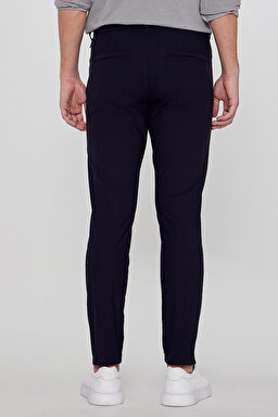 Regular Fit Normal Kesim Dar Paça Yan Cep Detaylı Lacivert Pantolon - Navy-LLU3008114 (görsel 4)