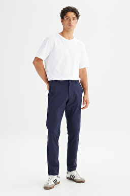 Regular Fit Normal Kesim Dar Paça Yan Cep Detaylı Lacivert Pantolon - Navy-LLU3008410