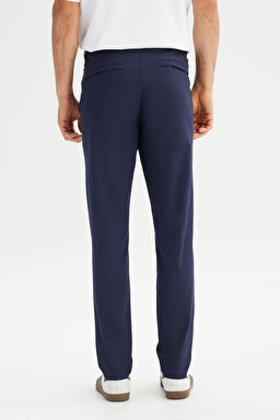 Regular Fit Normal Kesim Dar Paça Yan Cep Detaylı Lacivert Pantolon - Navy-LLU3008410 (görsel 5)