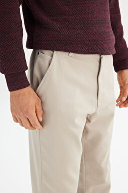 Pamuklu Regular Fit Normal Kesim Cepli Chino Pantolon - Beige-LM0400001614 (görsel 4)
