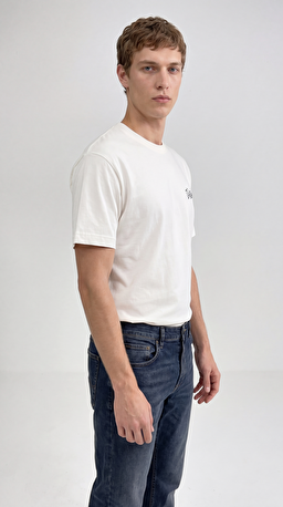 %100 Pamuk Relaxed Rahat Kesim Bisiklet Yaka Logo Detaylı Tişört - Off White-LN388680102 (görsel 3)