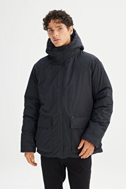 Regular Fit Normal Kesim Kapüşonlu Cepli Puffer Şişme Mont - Black-LR317064001