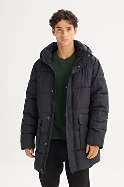 Regular Fit Normal Kesim Kapüşonlu Kapitone Desenli Cepli Mont - Black-LR397064656