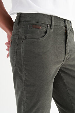 Pamuklu Texas Slim Fit Dar Kesim Cepli Esnek Kadife Pantolon - Green-MW12SEC300 (görsel 4)