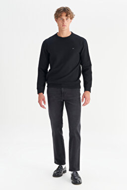 Pamuklu Regular Fit Normal Kesim Bisiklet Yaka Selanik Örgü Sweatshirt - Black-MW242262001 (görsel 2)