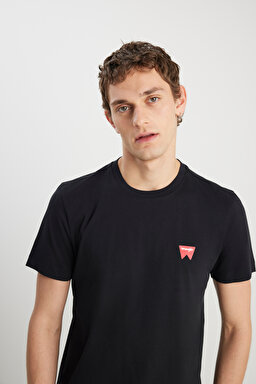 %100 Pamuk Regular Fit Normal Kesim Minimal Logo Siyah Tişört - Black-MW70MD3001 (görsel 4)