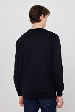 Pamuklu Regular Fit Normal Kesim Bisiklet Yaka Logo Detaylı Sweatshirt - Black-TW2520255001 (görsel 5)
