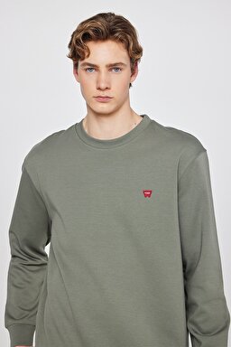Pamuklu Regular Fit Normal Kesim Bisiklet Yaka Logo Detaylı Sweatshirt - KHAKI-TW2520255801 (görsel 4)